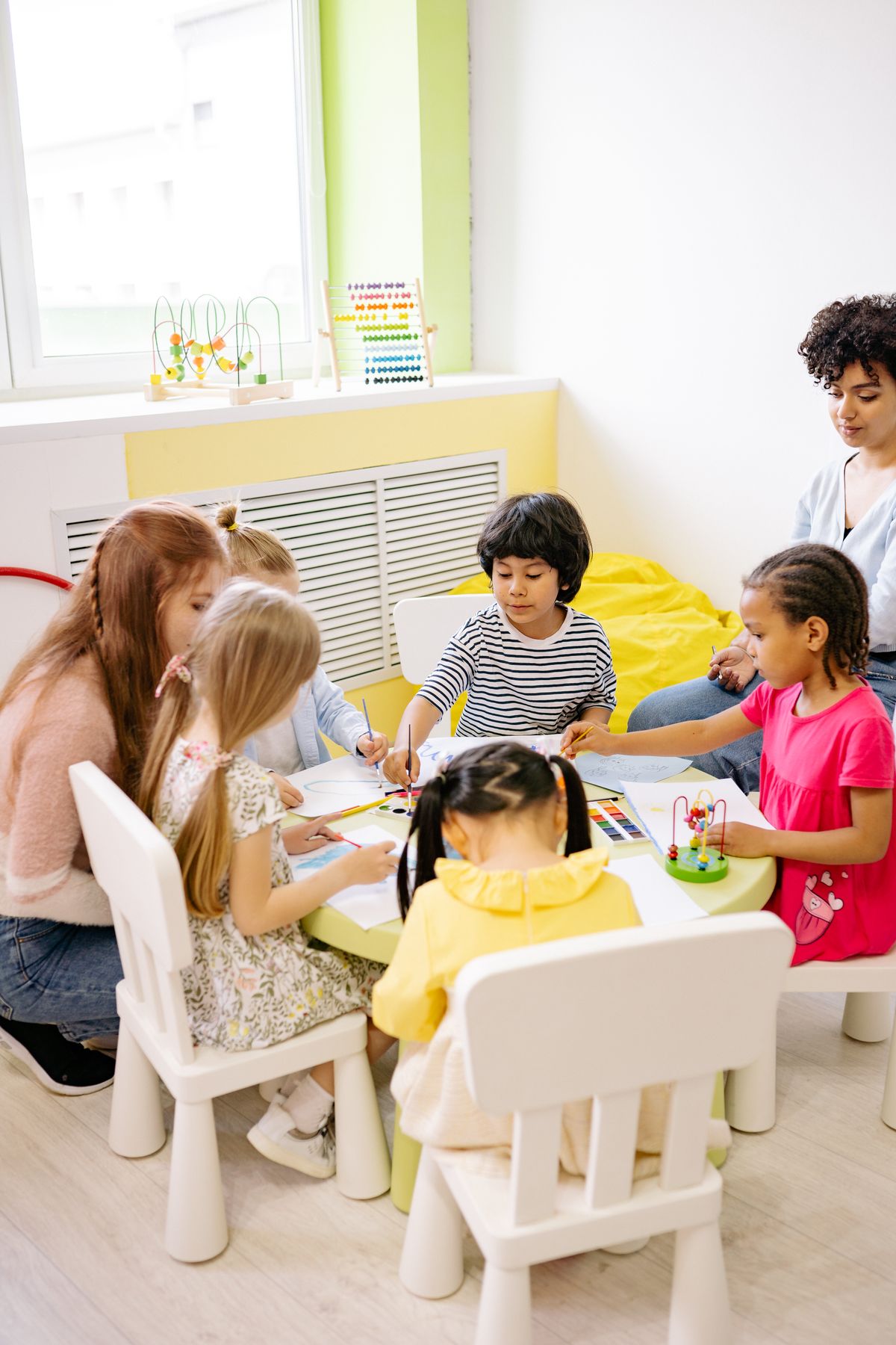 Elementary students working together at Primanti Montessori Academy